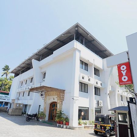 Super Townhouse Dona Castle Hotel Kollam Kültér fotó