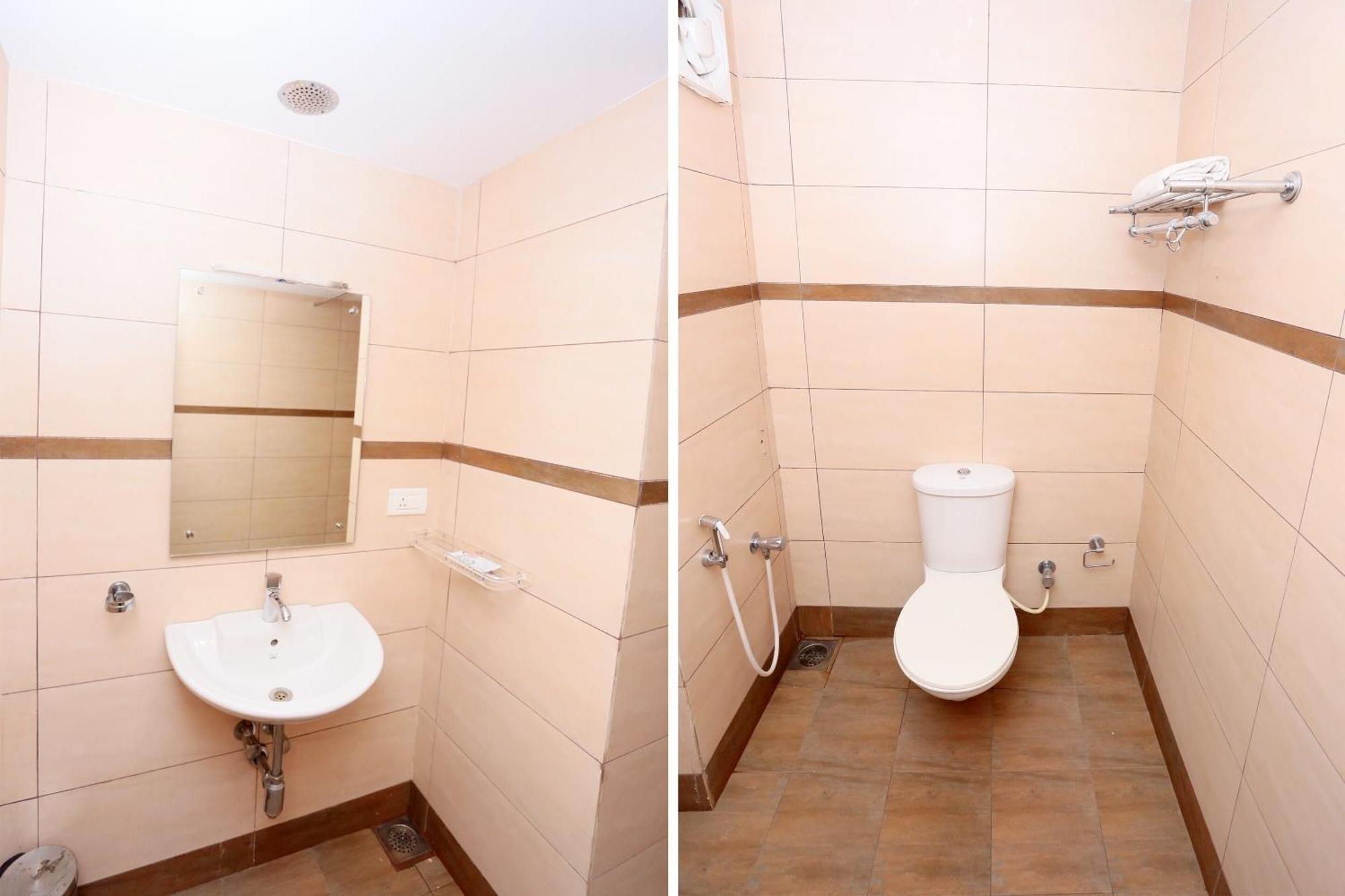 Super Townhouse Dona Castle Hotel Kollam Kültér fotó
